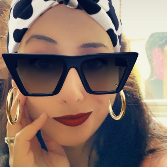 Meet your Posher, M - Picture 1 of 1